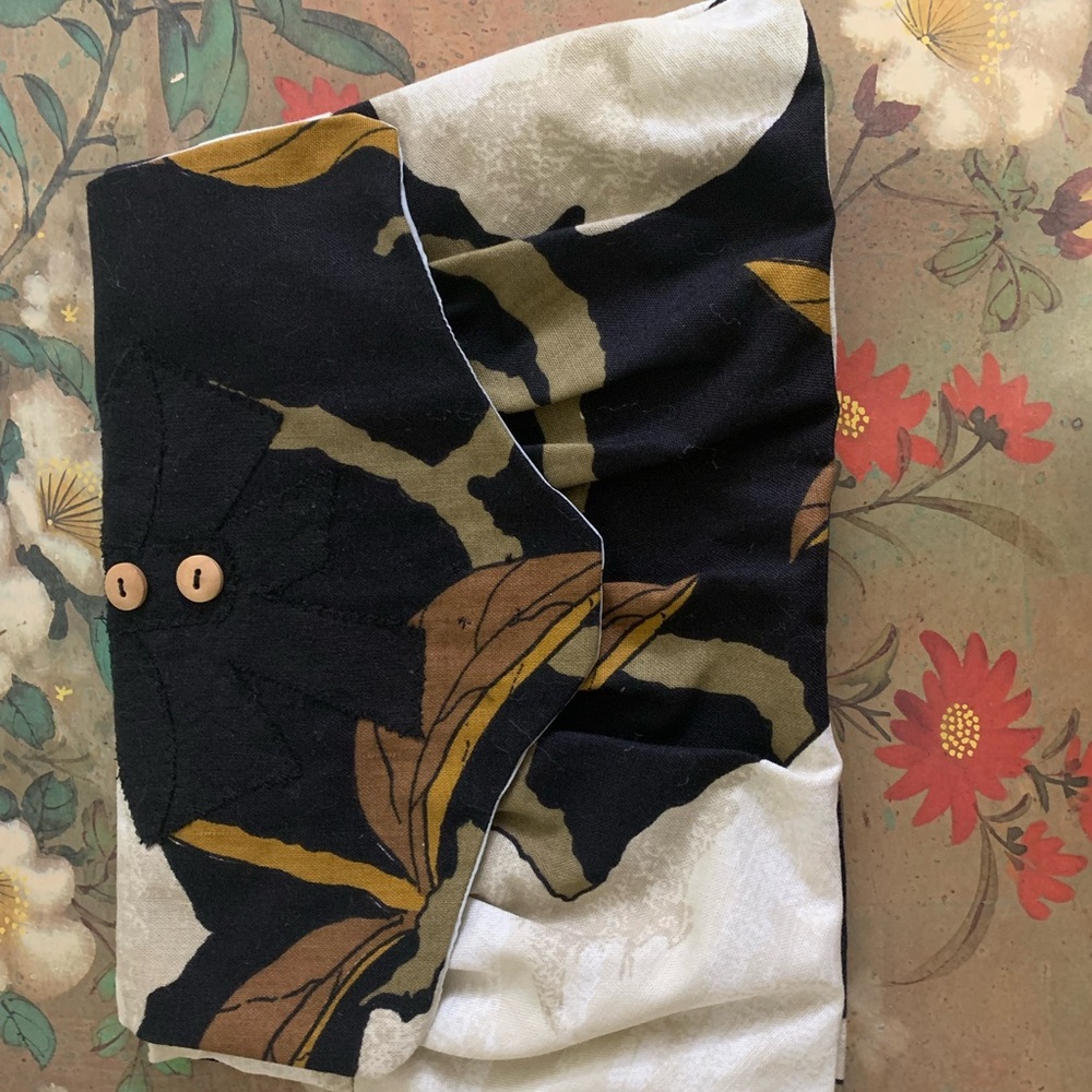 Black and Gold Flower Pouch